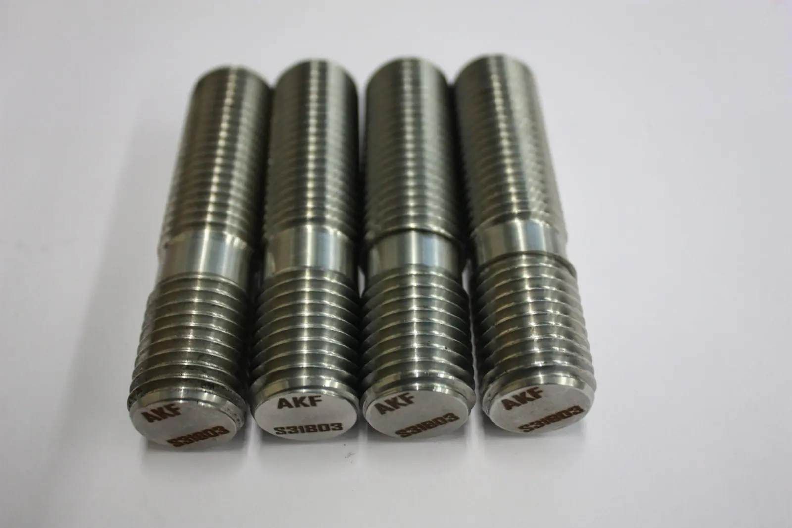 Duplex stainless steel S31803 double end studs